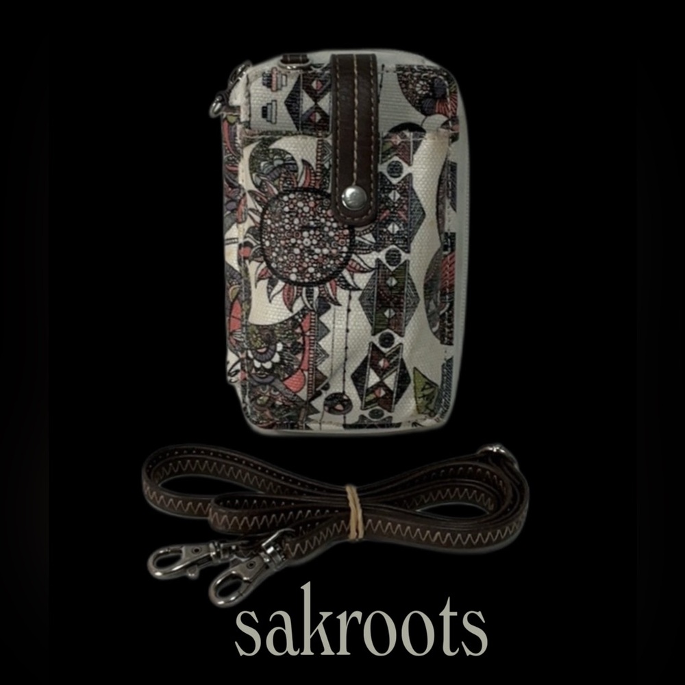SAKROOTS Seni Gypset Boho Crossbody Wallet Clutch Zip Around Recycled Material